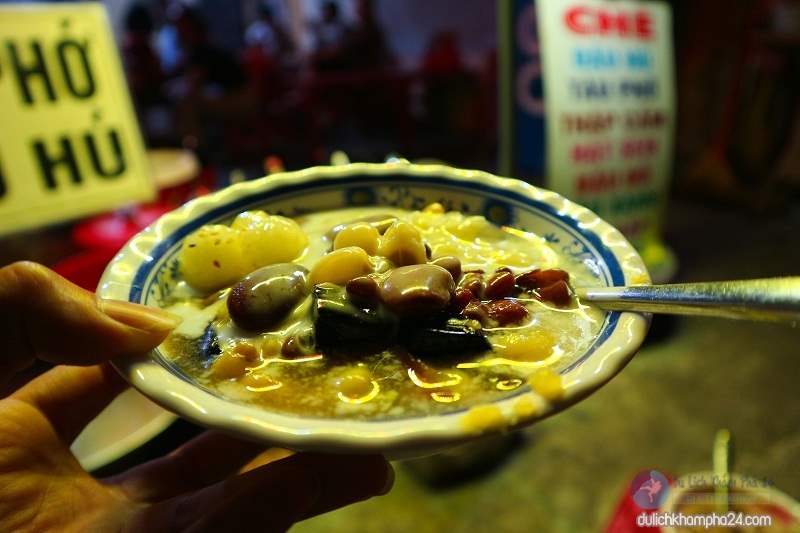 Chè là món ăn có tiếng ở Đà Nẵng mà giới trẻ yêu thích